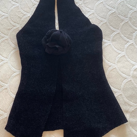 With jean rose top - Picture 4 of 8